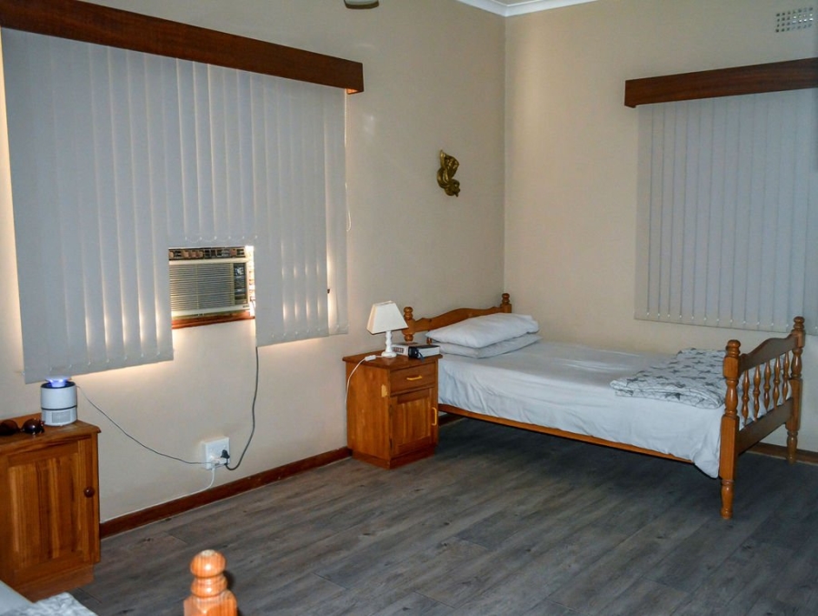 5 Bedroom Property for Sale in Klawer Western Cape